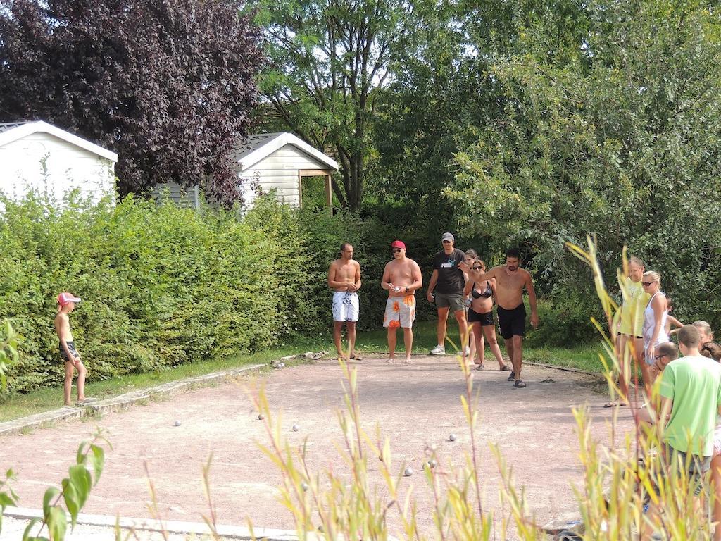 Camping L'Arada Parc Hotel Sonzay Екстериор снимка
