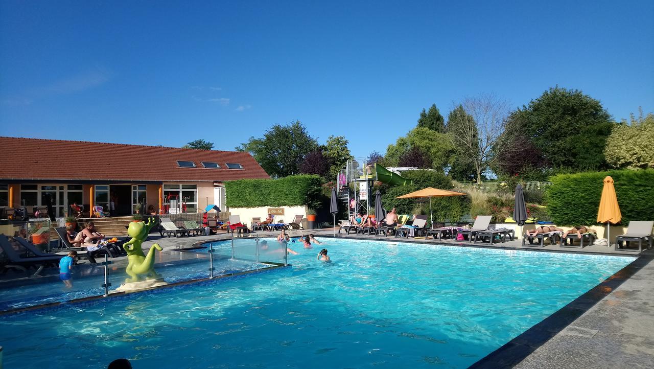Camping L'Arada Parc Hotel Sonzay Екстериор снимка