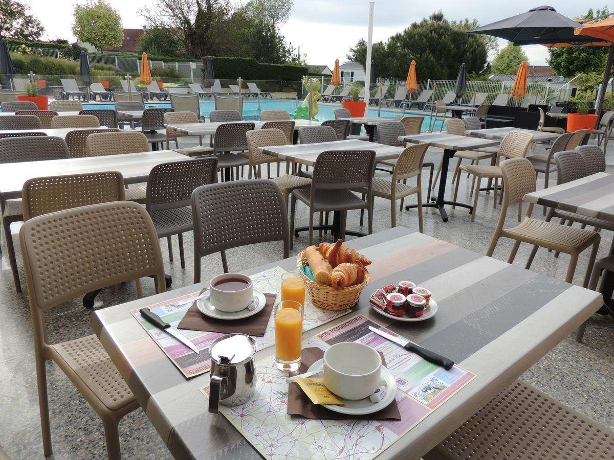 Camping L'Arada Parc Hotel Sonzay Екстериор снимка